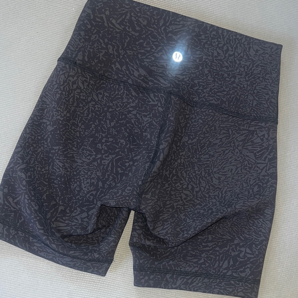 Lululemon Like New Bike Short
